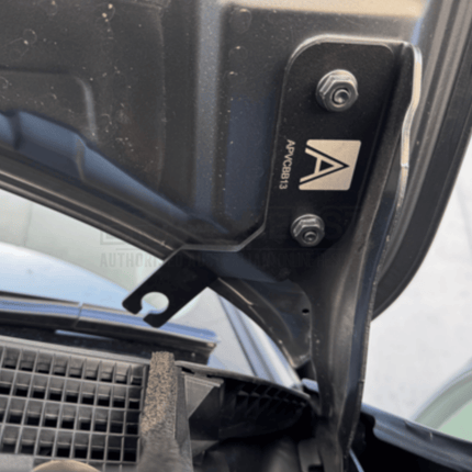 Aerpro APVCBB13 Bonnet Mount UHF Antenna Bracket Nissan Patrol Y62