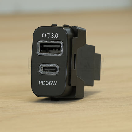 Aerpro APCCMT4 Dual USB-C PD36W USB-A QC3.0 Charger Mitsubishi 19.5x36.5mm