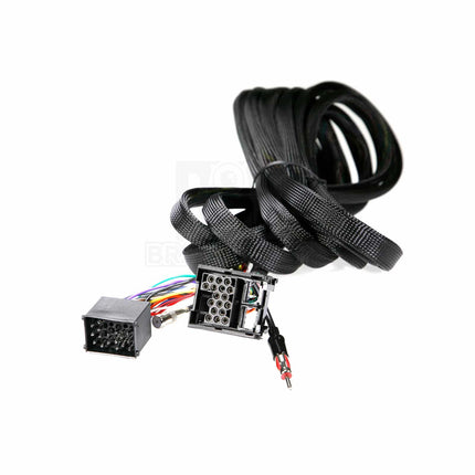 Aerpro APFH021 17-Pin Round Extension to Suit BMW Vehicles