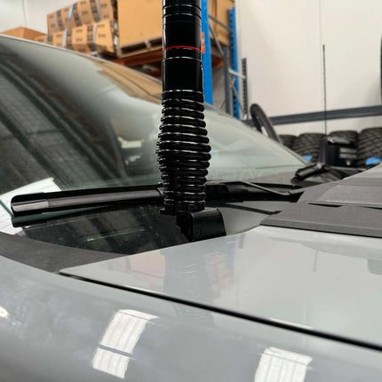GMF4X4 BB-180D UHF Antenna Bracket Suit Chevrolet Silverado 2500 Bonnet Aerial 2023.5+ Driver Side
