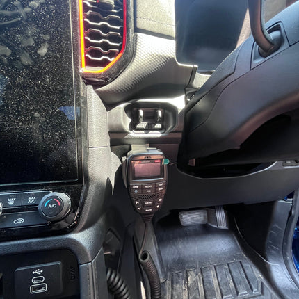 GMF4x4 HP-202 Ford Ranger RA, Raptor RA and Everest 2023+ Stainless Steel UHF Handpiece Mount