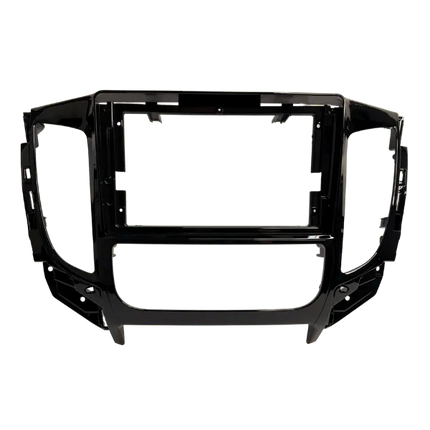 Stinger SF9-MI03 Mitsubishi Triton Fascia Auto Climate 9" Trapezoid 2015-2019