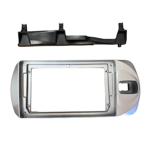 Stinger SF9-TY13 Toyota Yaris Fascia Silver 9" Trapezoid 2014-2018